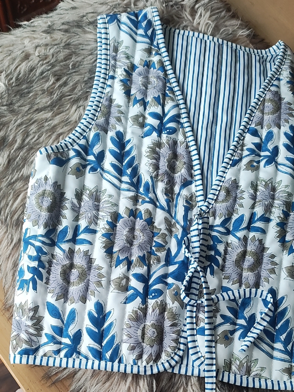 Floral Blue Convertible Tie-Front Women’s VEST